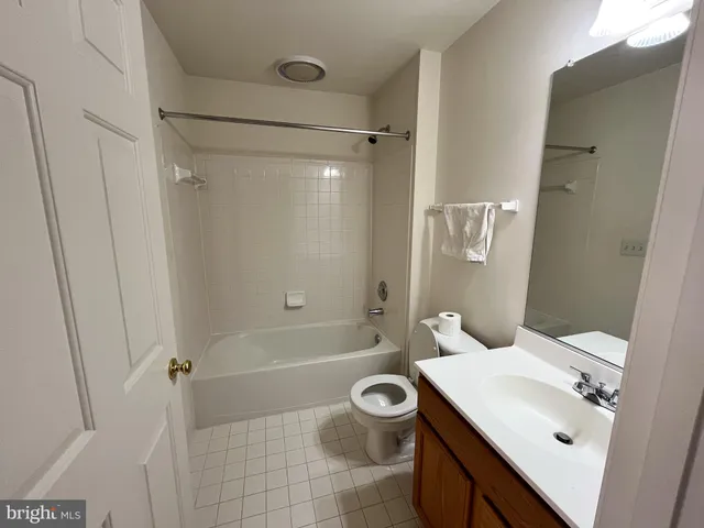 $3,350 | 8179 Skelton Circle, Falls Church, VA 22042