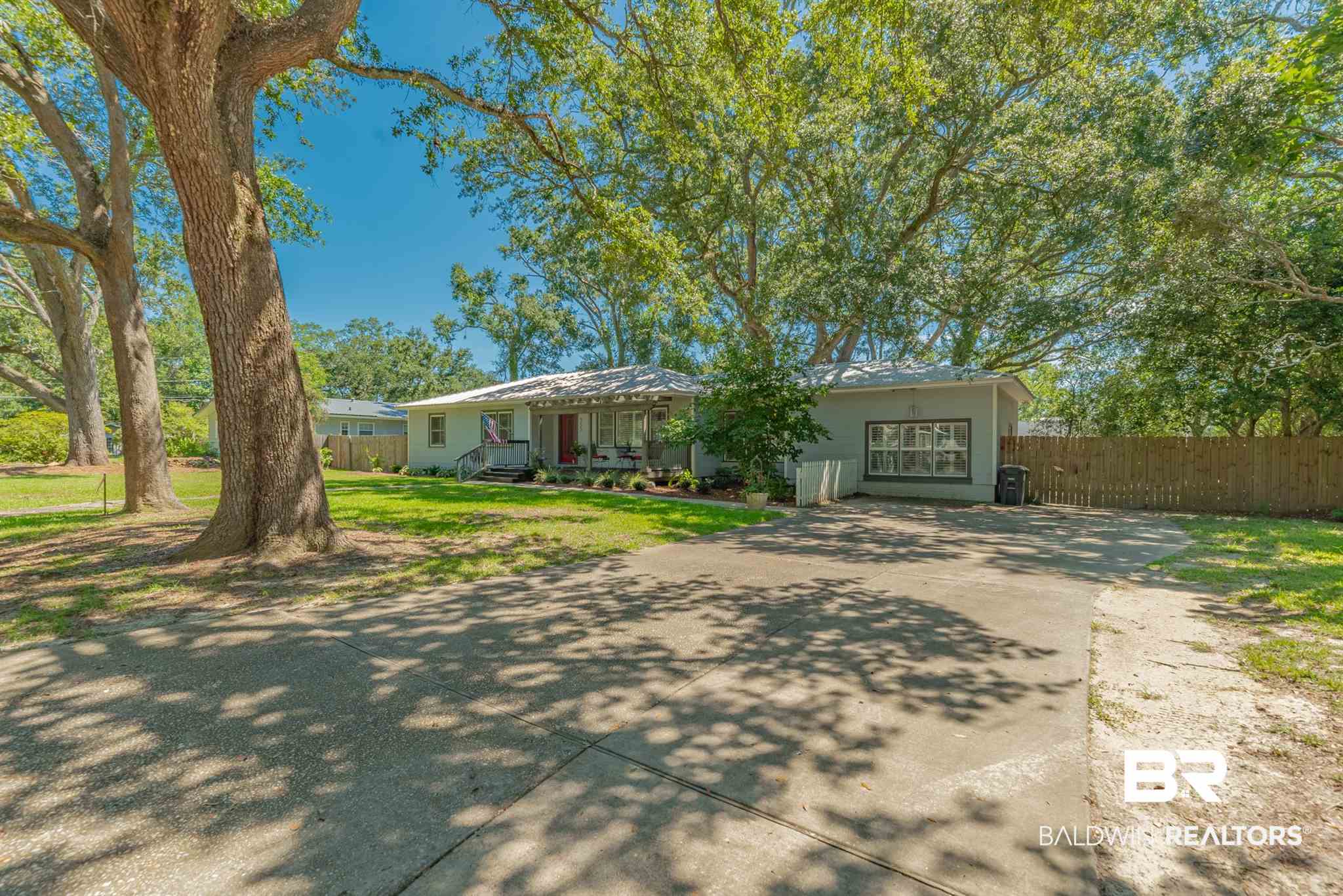 353 Azalea Street Fairhope, AL 36532 - Photo 43 of 49