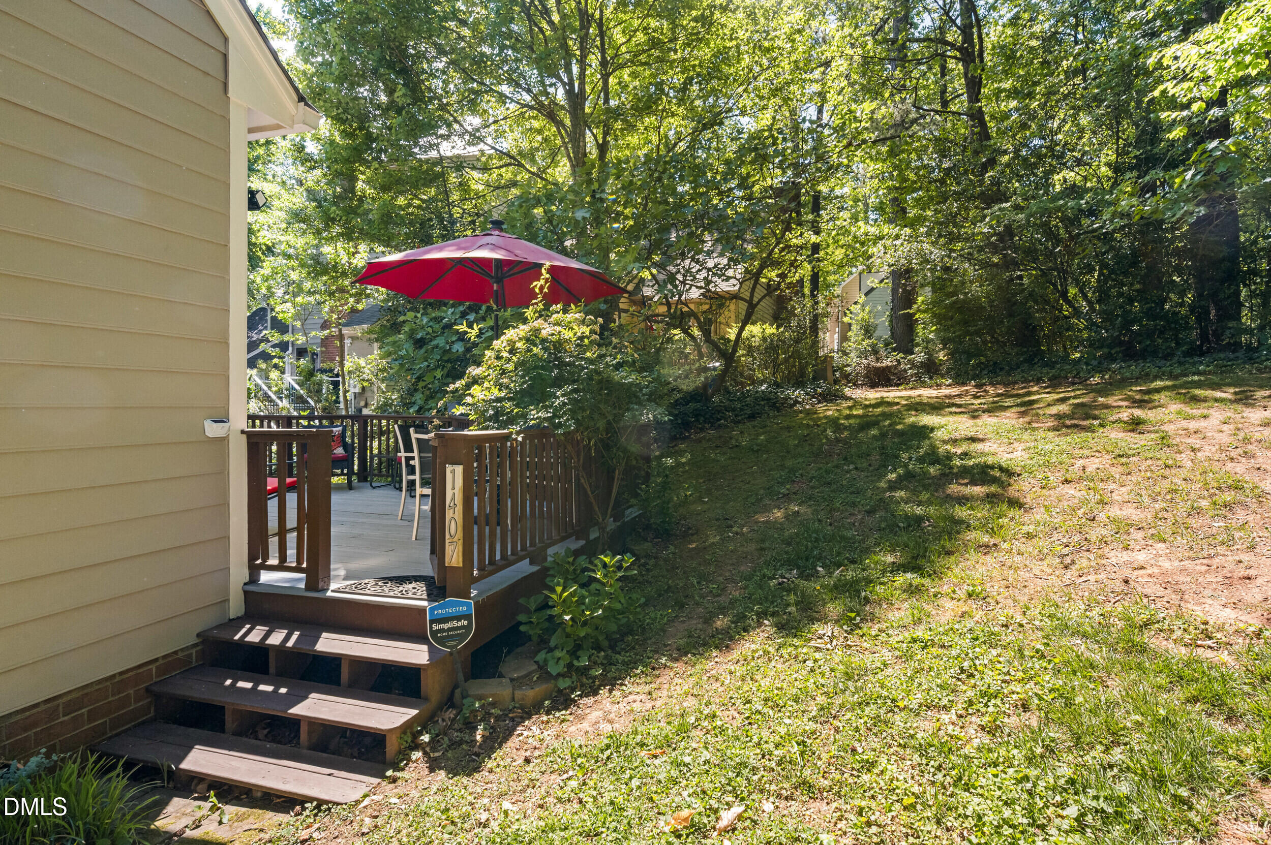 1407 Traherne Drive Raleigh, NC 27612 - Photo 33 of 37