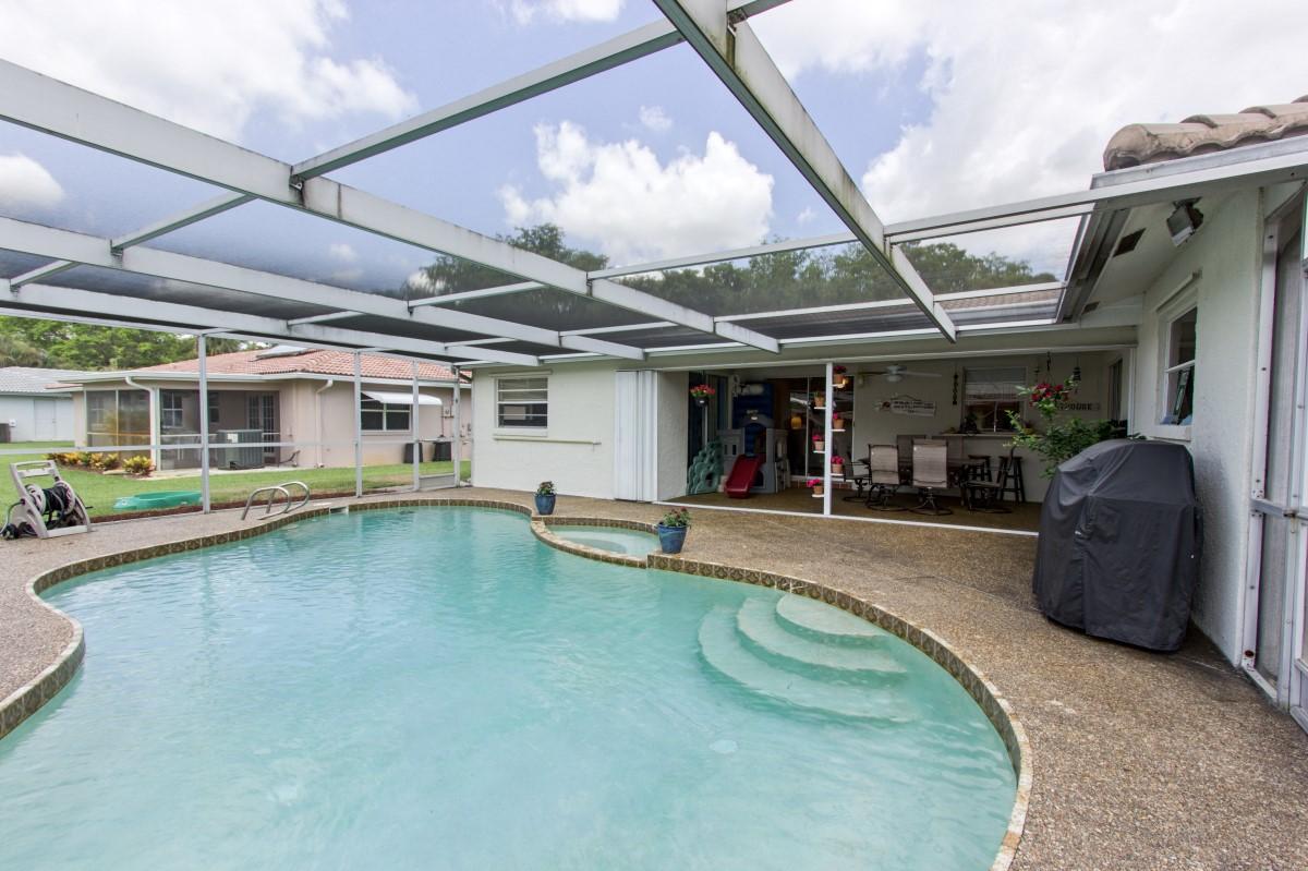 2564 Northwest 37th Street Boca Raton, FL 33434 - Photo 34 of 37 hecht-30 (1)