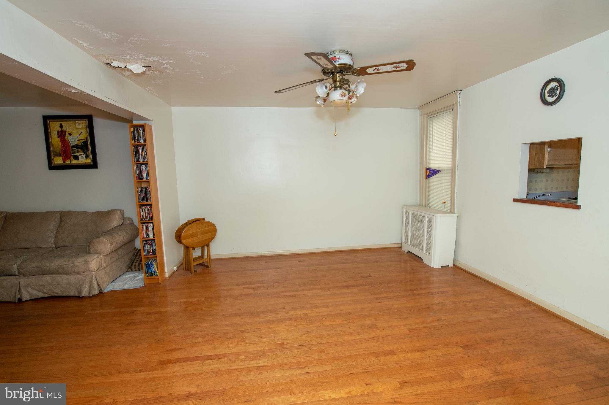 5628 Miriam Road Philadelphia, PA 19124 - Photo 2 of 30 Gallery Image 2