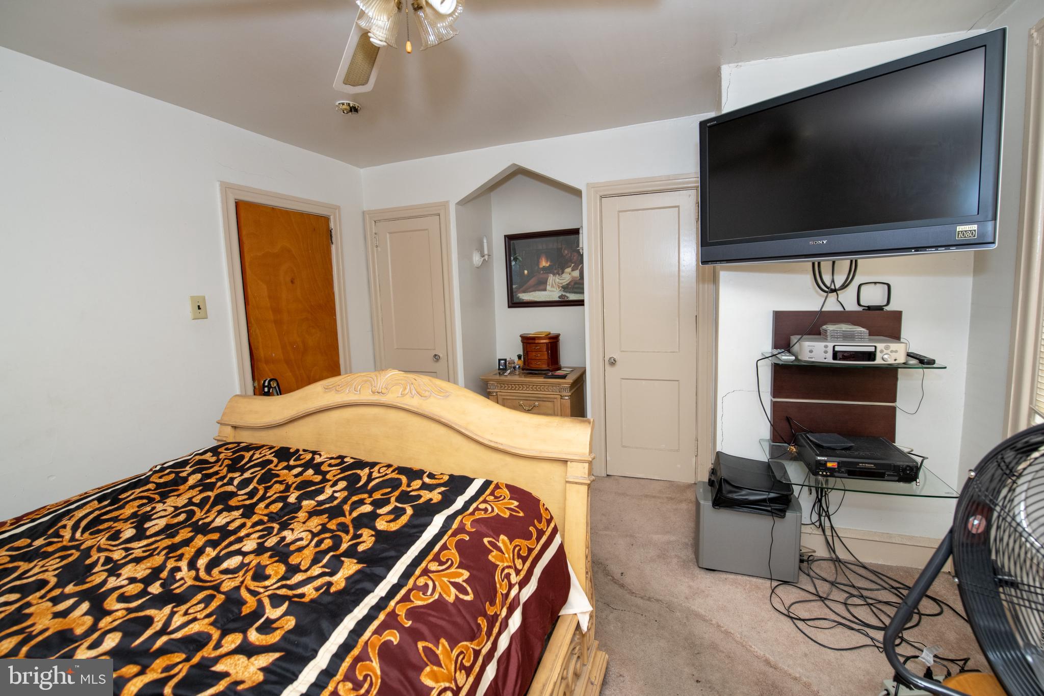5628 Miriam Road Philadelphia, PA 19124 - Photo 16 of 30 Gallery Image 16