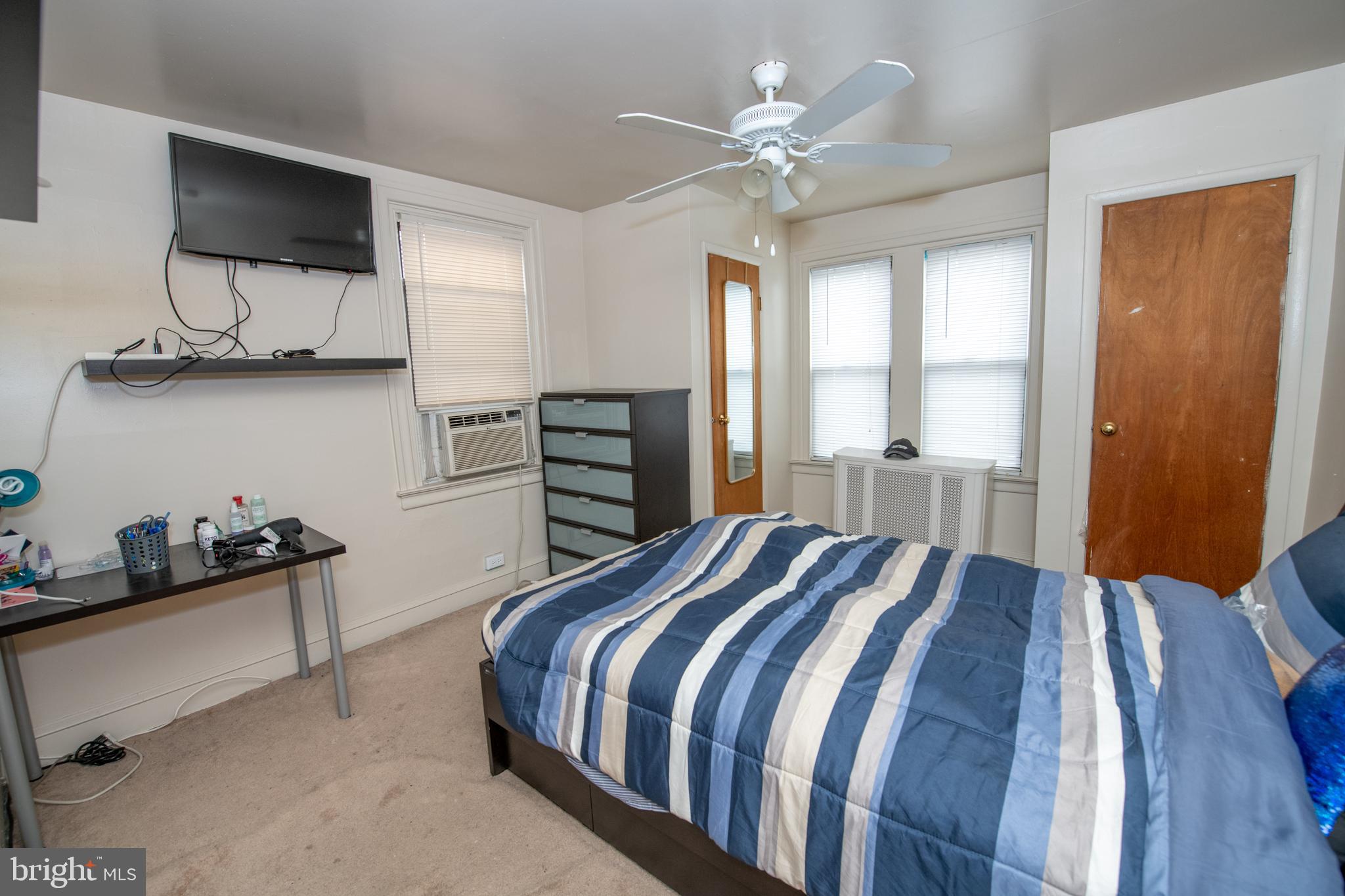 5628 Miriam Road Philadelphia, PA 19124 - Photo 5 of 30 Gallery Image 5