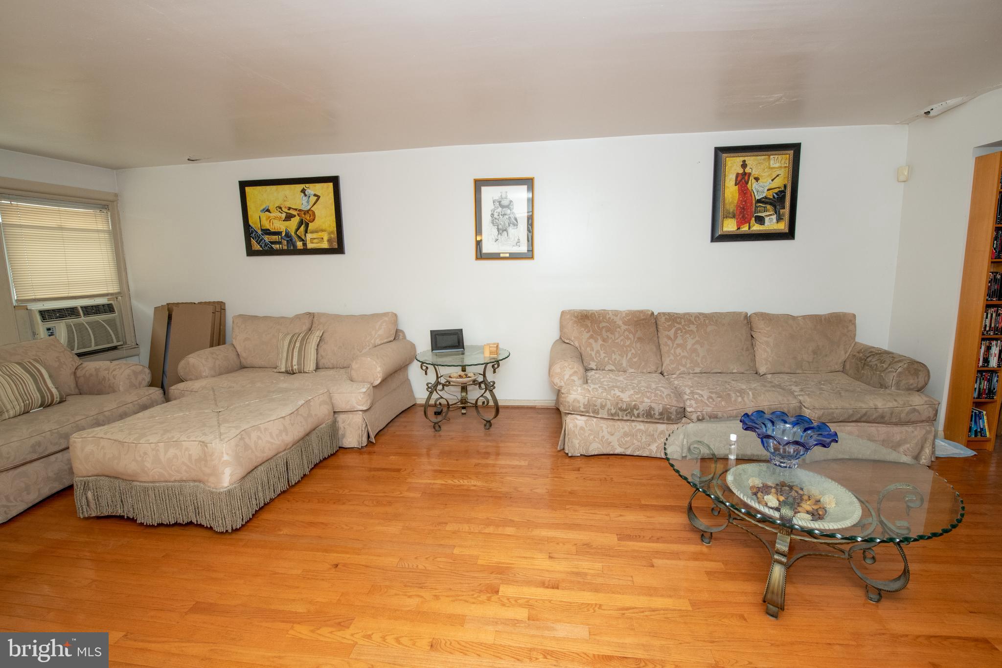 5628 Miriam Road Philadelphia, PA 19124 - Photo 8 of 30 Gallery Image 8