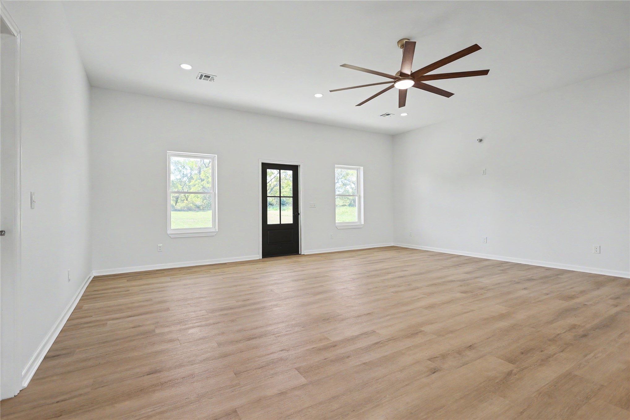 5400 West Groat Road Hulbert, OK 74441 - Photo 11 of 100 Gallery Image 11