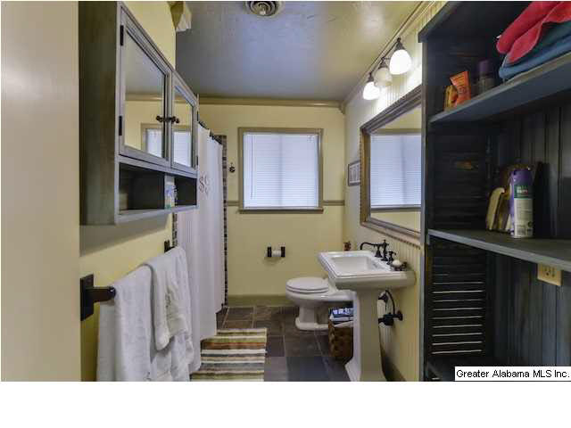 810 Roywood Road Birmingham, AL 35210 - Photo 20 of 30