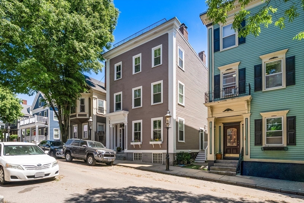 51 Chestnut Street Boston, MA 02129 - Photo 35 of 40