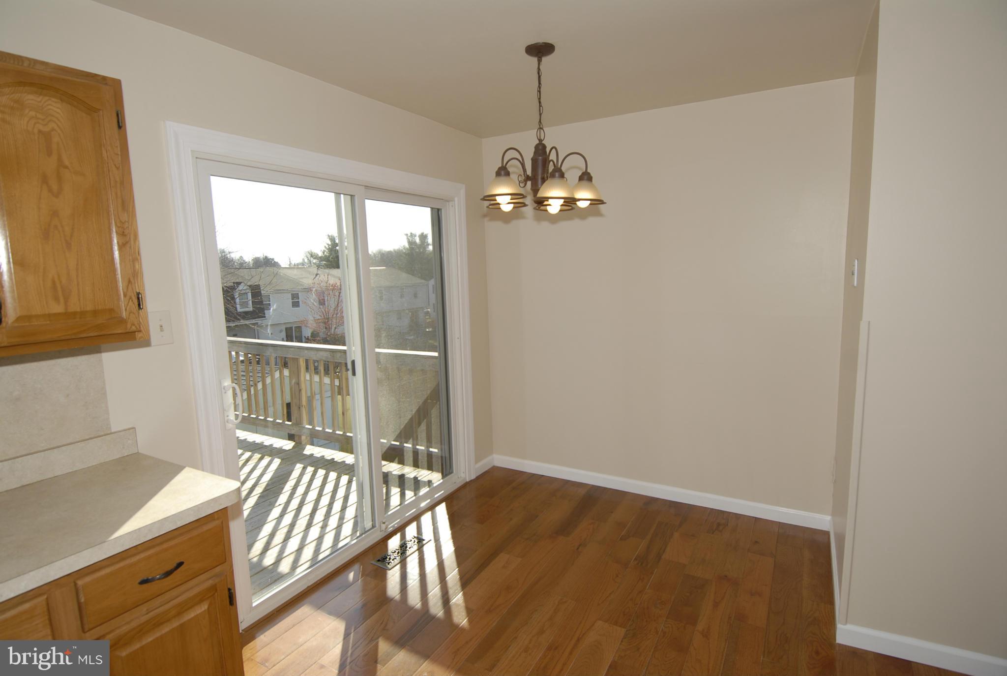 16 North Pendleton Court, Unit 10B Frederick, MD 21703 - Photo 5 of 19 Breakfast Room