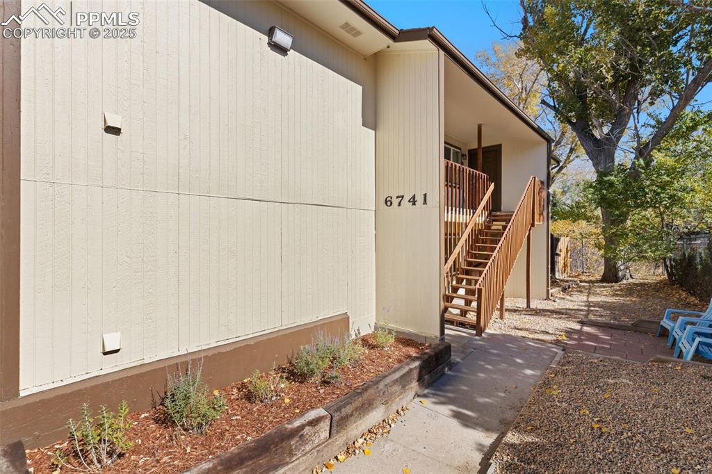 6741 Dublin Loop West Colorado Springs, CO 80918 - Photo 10 of 29