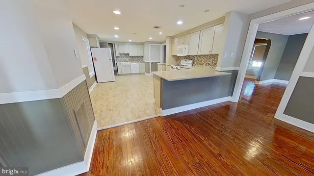 a view of wooden floor in a room