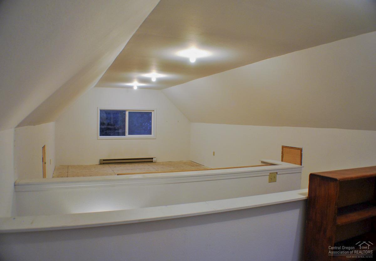 151856 Conestoga Road La Pine, OR 97739 - Photo 18 of 24 Finished, bright and spacious upstairs i