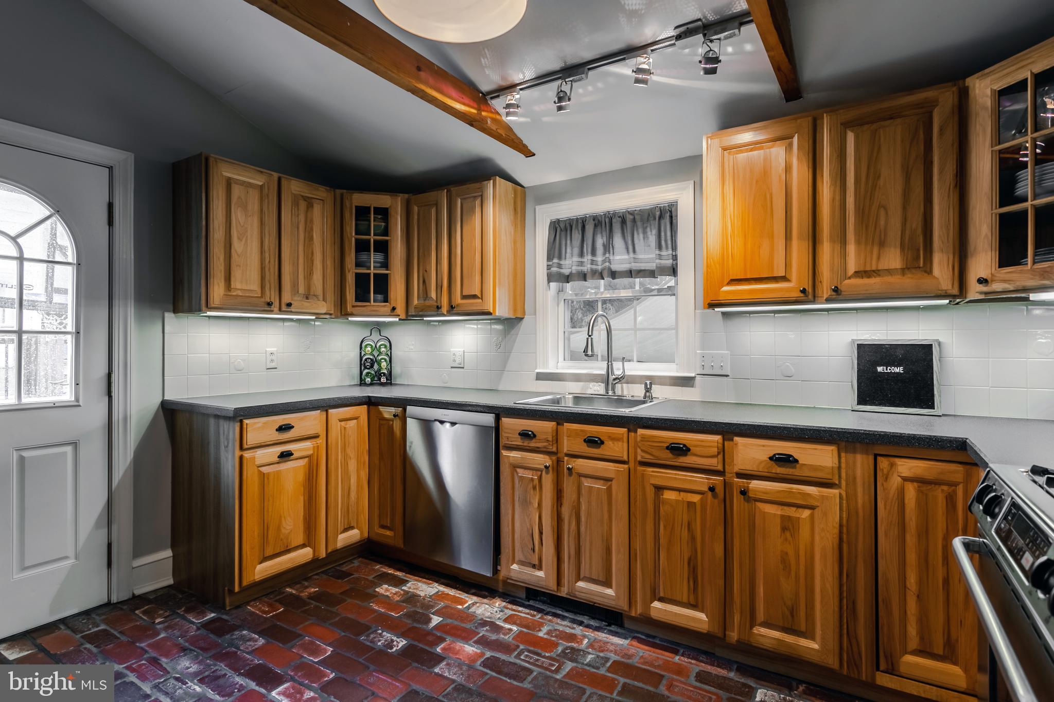 2939 Oakford Road Ardmore, PA 19003 - Photo 9 of 30 Gallery Image 9