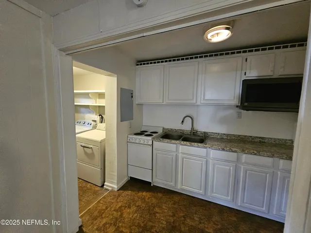 $1,575 | 2514 Algonquin Avenue, Unit B, Jacksonville, FL 32210