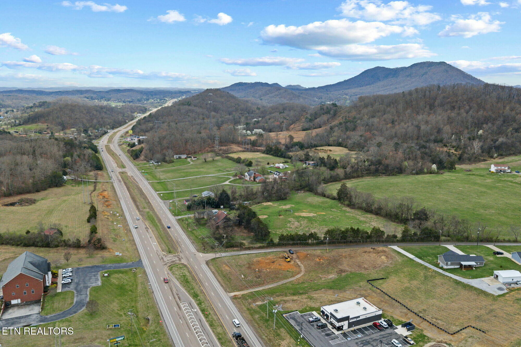 137 Rutledge Pike Blaine, TN 37709 - Photo 9 of 12 5-web-or-mls-137_Rutledge_Pike--26