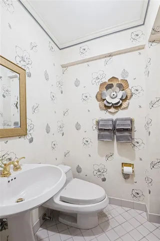 a spacious bedroom with a bed and a table