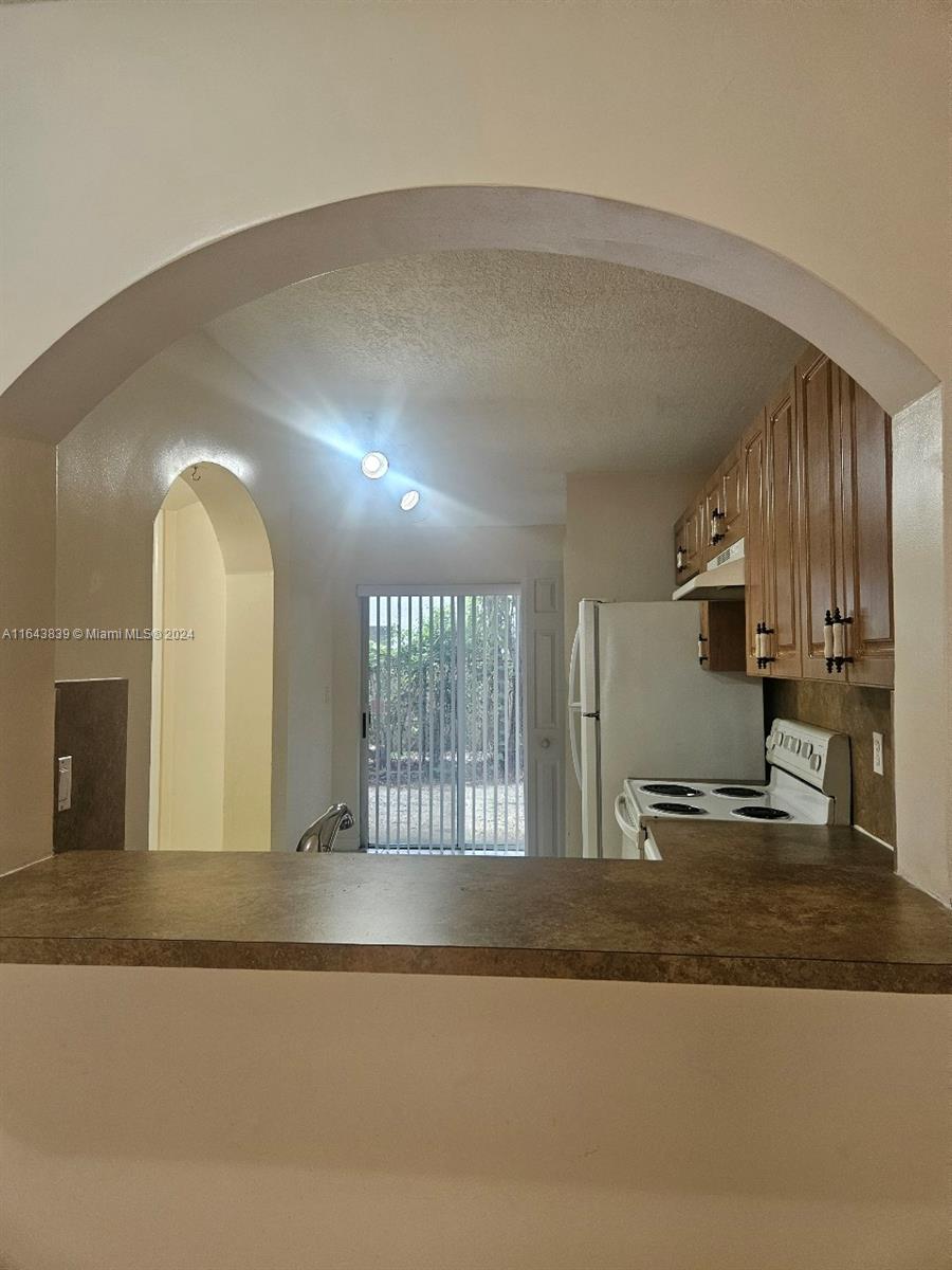 2911 Southeast 13th Road, Unit 10540 Homestead, FL 33035 - Photo 11 of 17