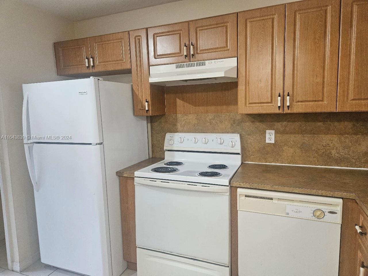2911 Southeast 13th Road, Unit 10540 Homestead, FL 33035 - Photo 6 of 17