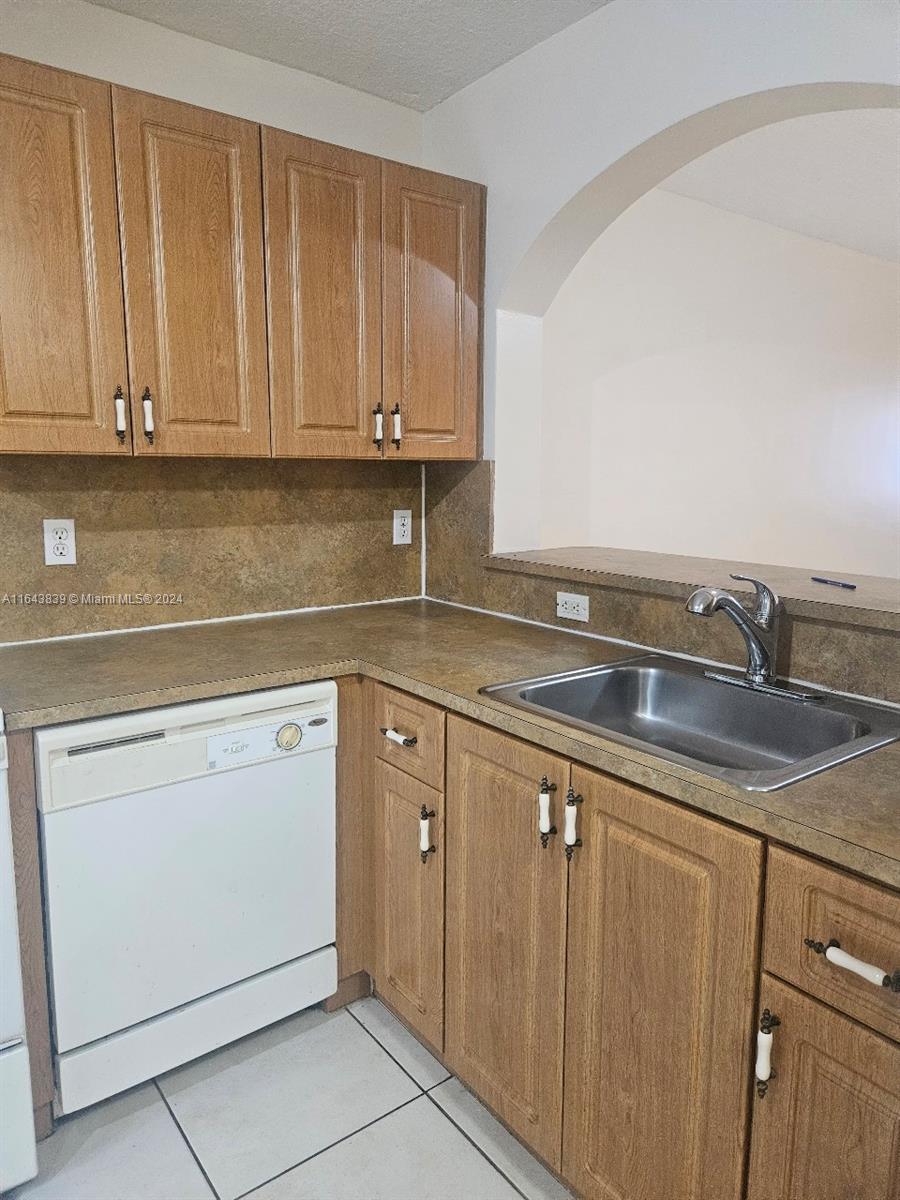 2911 Southeast 13th Road, Unit 10540 Homestead, FL 33035 - Photo 8 of 17
