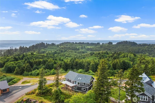 $1,525,000 | 3030 Ocean View Court, Ilwaco, WA 98624