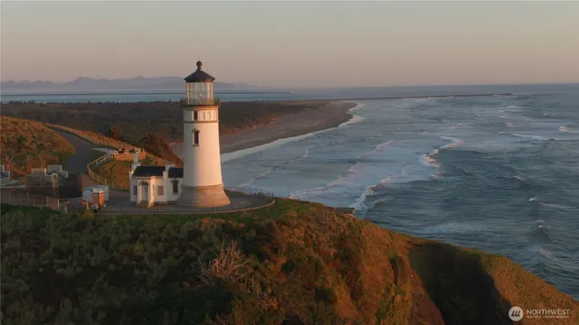 $1,525,000 | 3030 Ocean View Court, Ilwaco, WA 98624