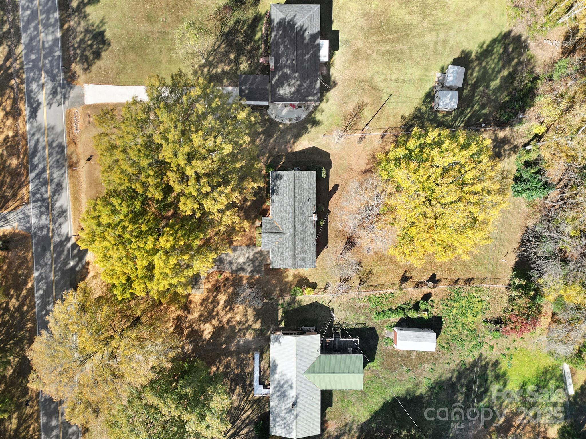 157 Holiday Road Lancaster, SC 29720 - Photo 6 of 31 view of a building