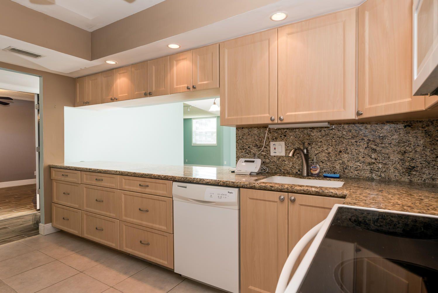 250 Northwest 67th Street, Unit 119 Boca Raton, FL 33487 - Photo 5 of 28 5