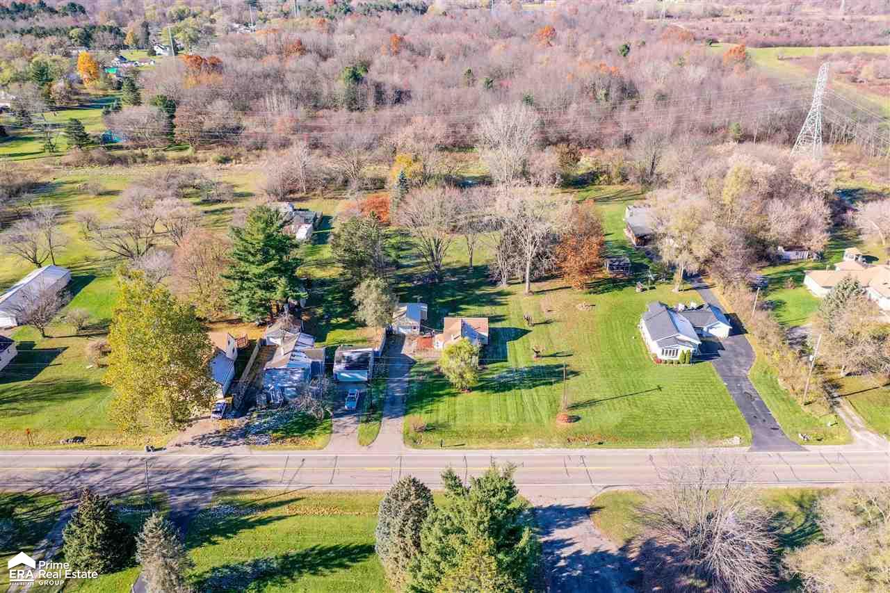 4083 North Center Road Flint, MI 48506 - Photo 31 of 49 50061272-33.JPG