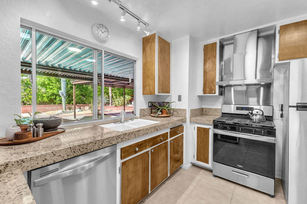 71521 Halgar Road Rancho Mirage, CA 92270 - Photo 3 of 31 IMG_0390