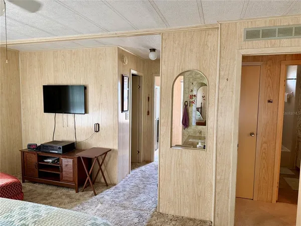 $169,900 | 6571 Northeast 1st Place, Ocala, FL 34470
