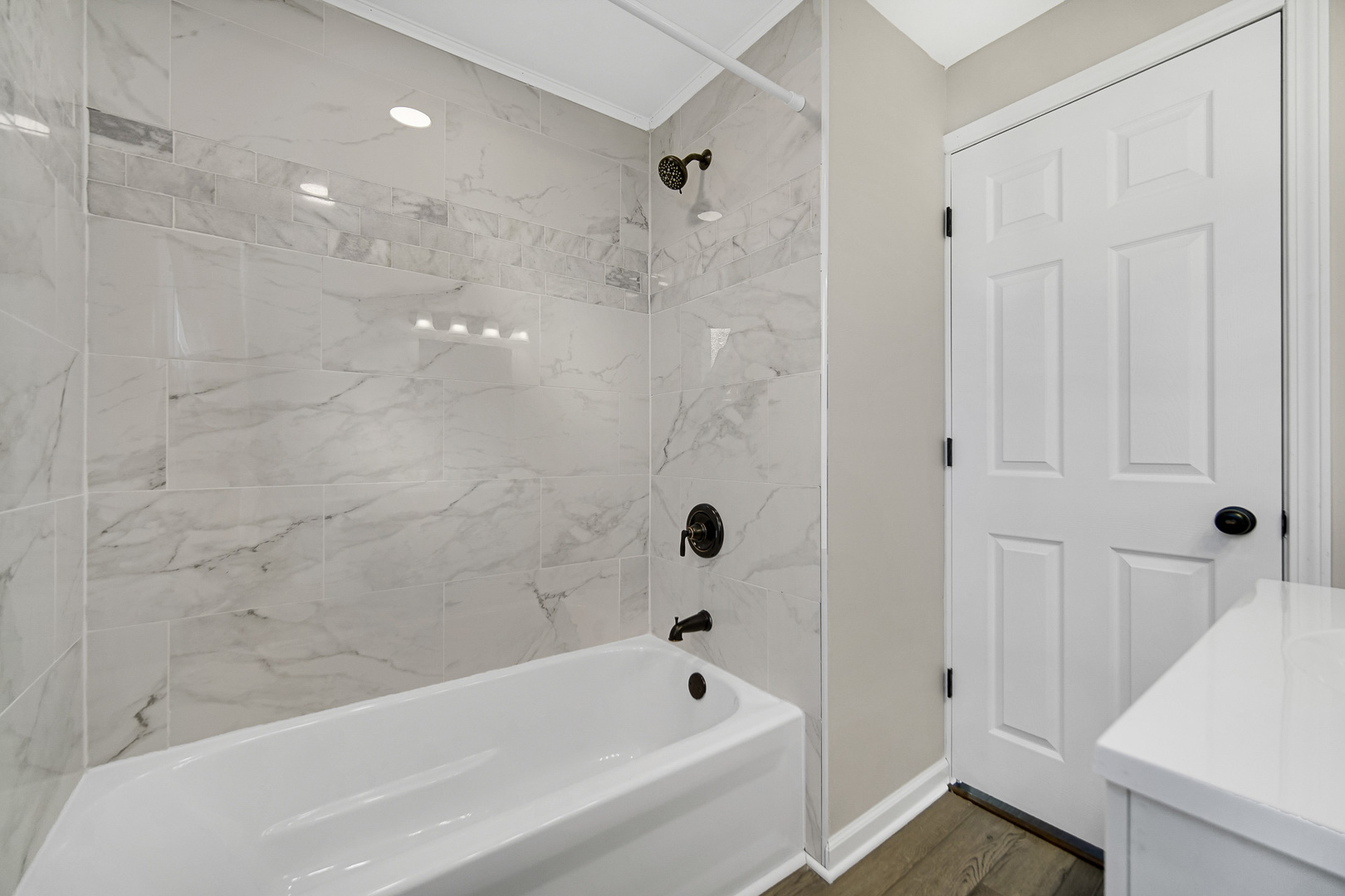 2414 Waldron Road Kankakee, IL 60901 - Photo 16 of 23 Gallery Image 16