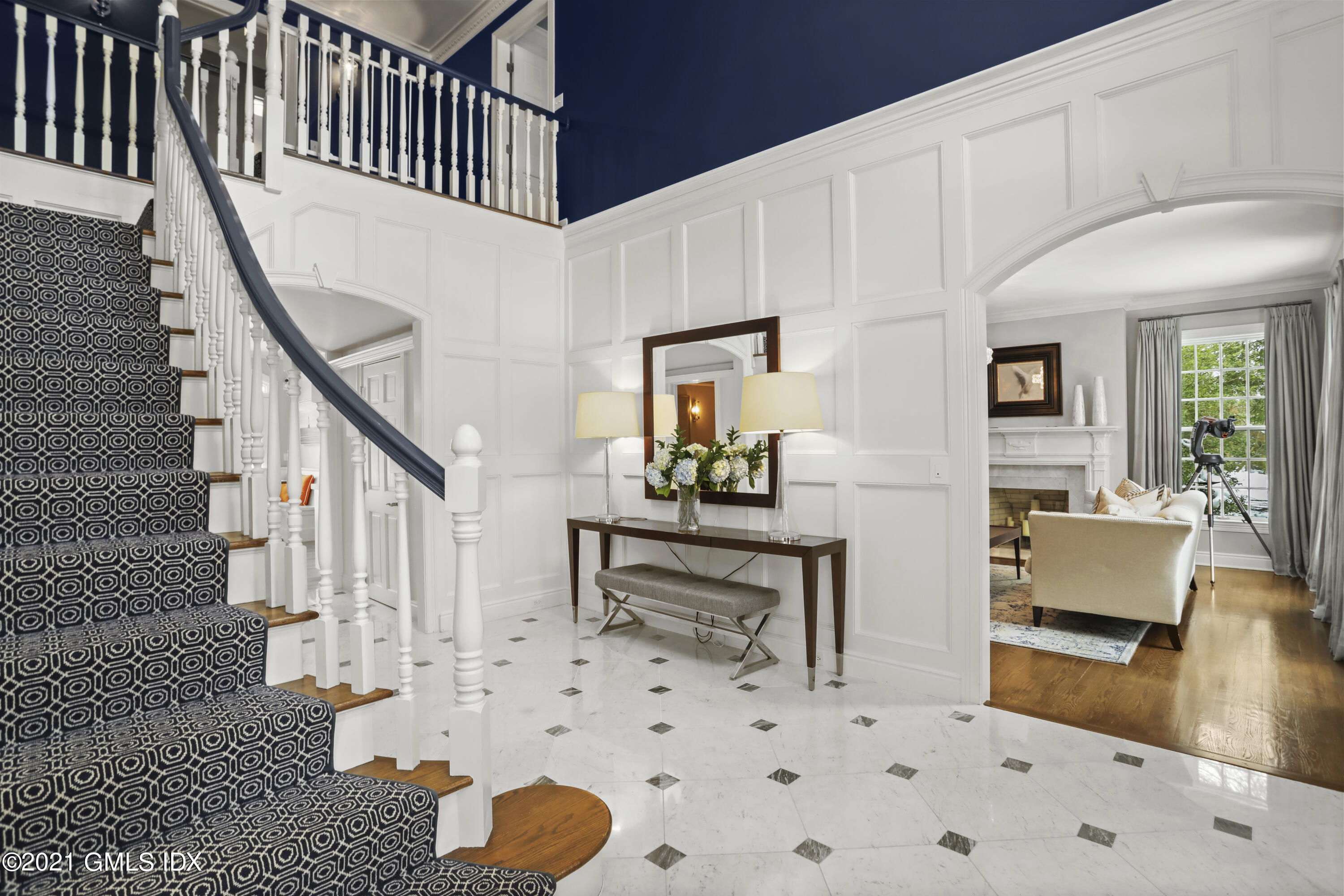 41 Dawn Harbor Lane Riverside, CT 06878 - Photo 2 of 33 a view of entryway livingroom and hall