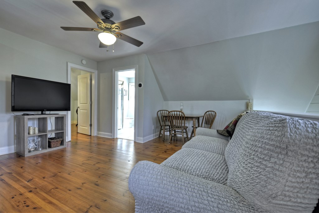 331 Rocky Hollow Road Ellijay, GA 30536 - Photo 10 of 38