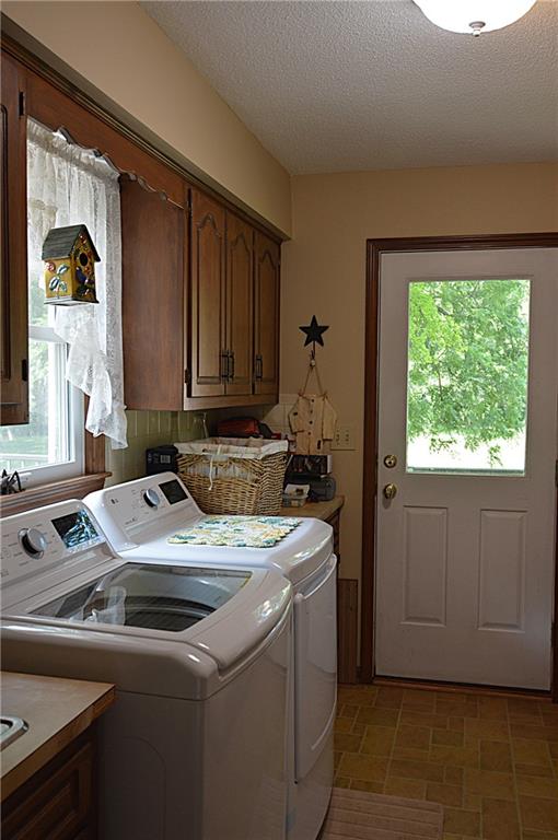 13905 Leavenworth Road Basehor, KS 66007 - Photo 15 of 39