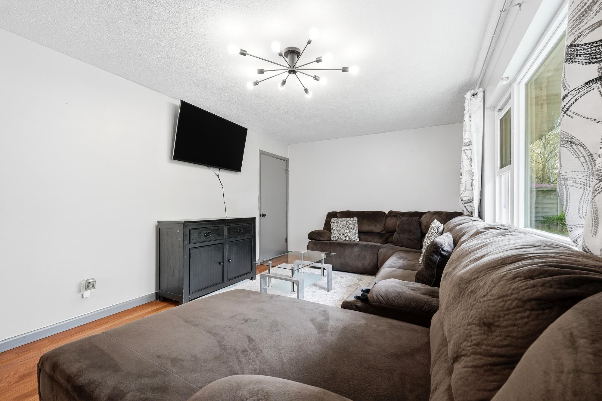 3112 Ferguson Road Huntington, WV 25705 - Photo 7 of 32 Gallery Image 7