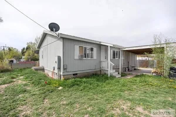 $360,000 | 194-196 West Center Street, Blackfoot, ID 83221