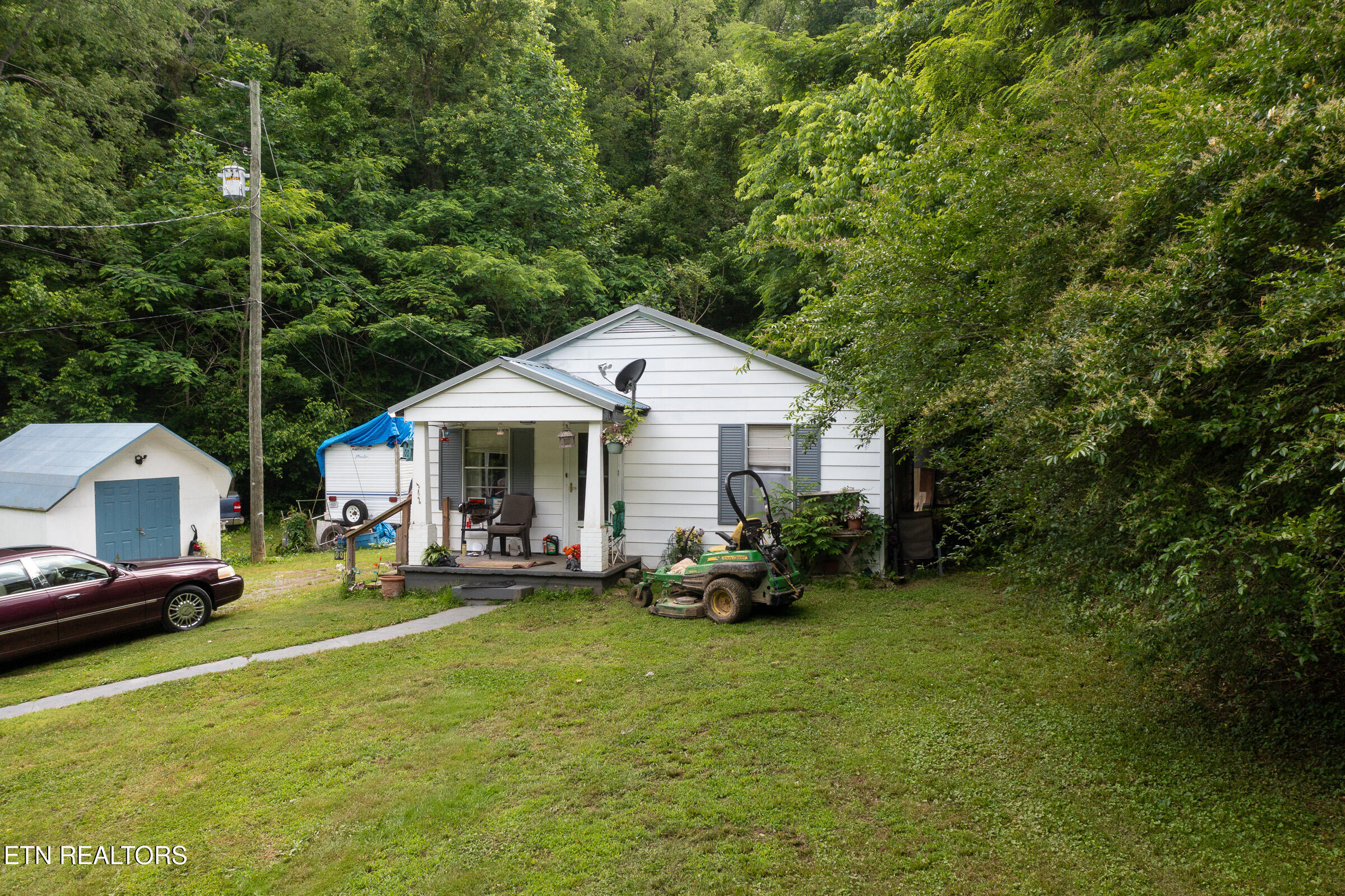 542 Lane Hollow Road Sevierville, TN 37876 - Photo 1 of 15 JBP_LaneHollow542_2400px-14