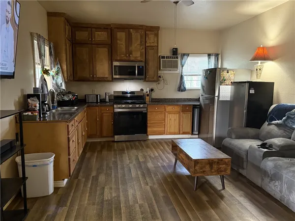 $1,150 | 114 Morning Dove Trail, Alice, TX 78332