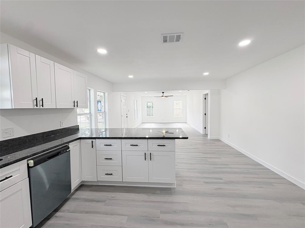 1322 3rd Street Graham, TX 76450 - Photo 10 of 31