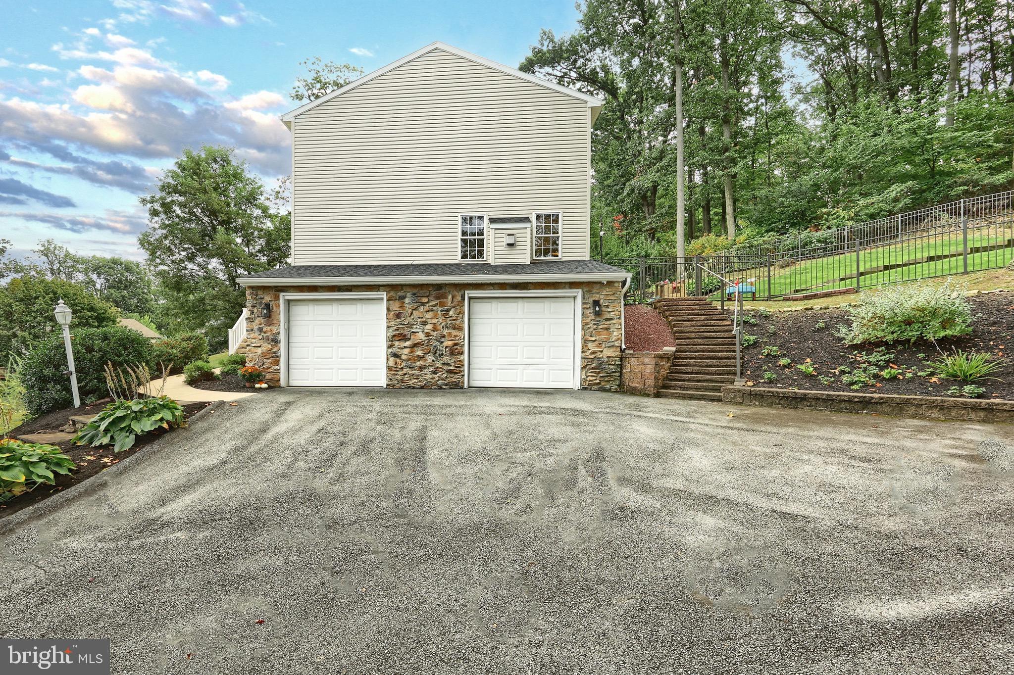 590 Woodside Road York, PA 17406 - Photo 18 of 57 Gallery Image 18