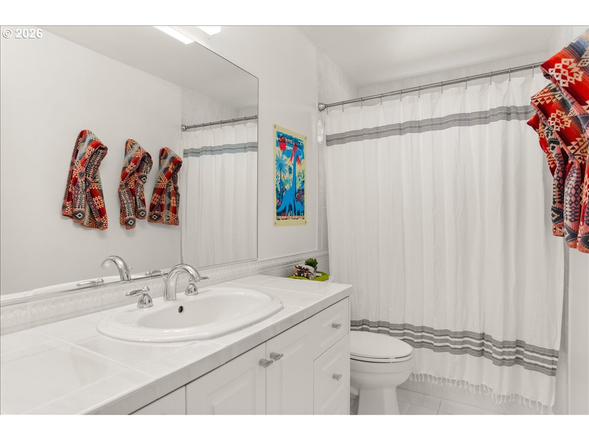 7835 Southwest Westgate Way Portland, OR 97225 - Photo 20 of 34 Bathroom