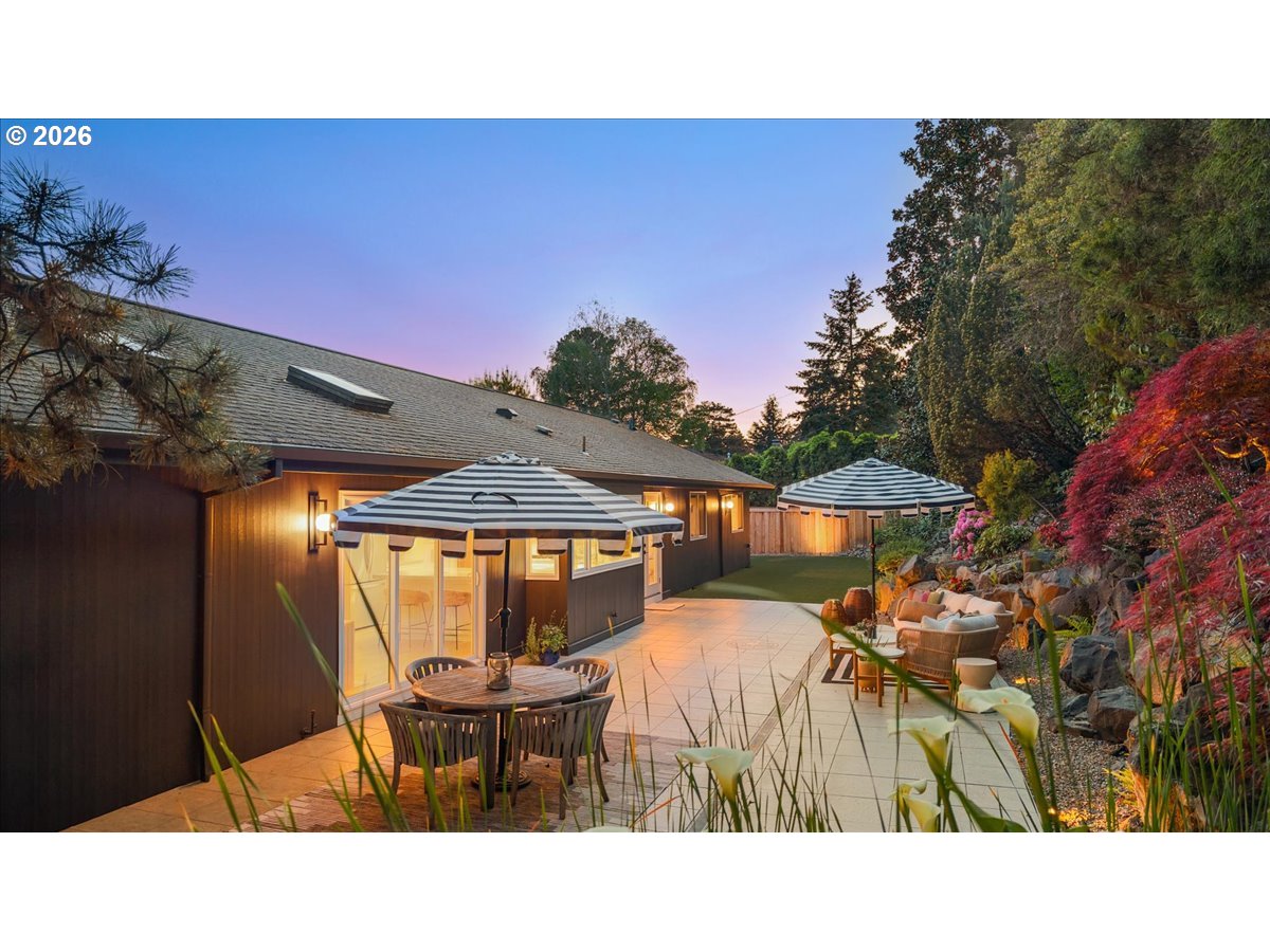 7835 Southwest Westgate Way Portland, OR 97225 - Photo 30 of 34 Patio