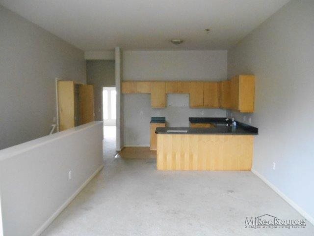 86 Clinton Street, Unit 4 Mount Clemens, MI 48043 - Photo 13 of 22 31152760-12.JPG