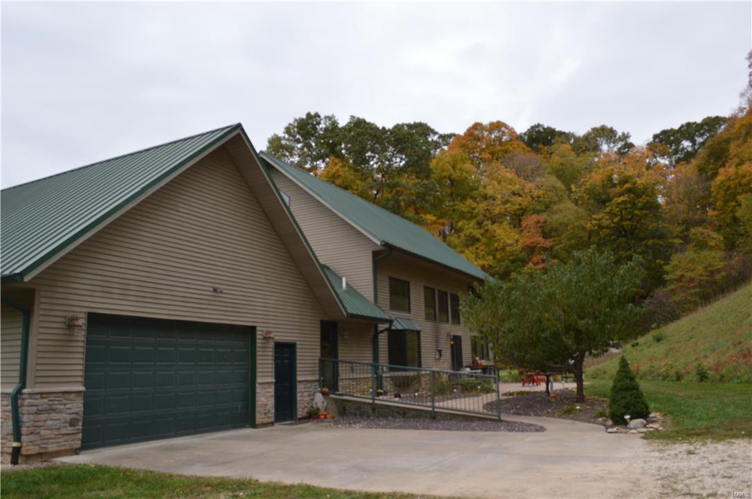 762 Degerlia Hollow Road Hardin, IL 62047 - Photo 42 of 44 Gallery Image 42