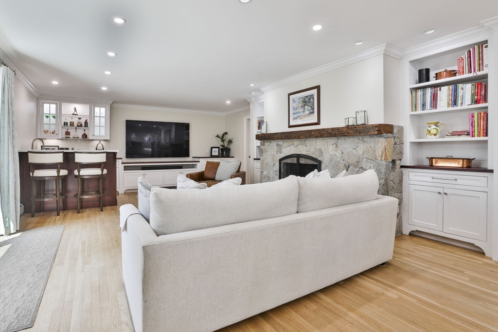 24 Long Hill Boxford, MA 01921 - Photo 13 of 42