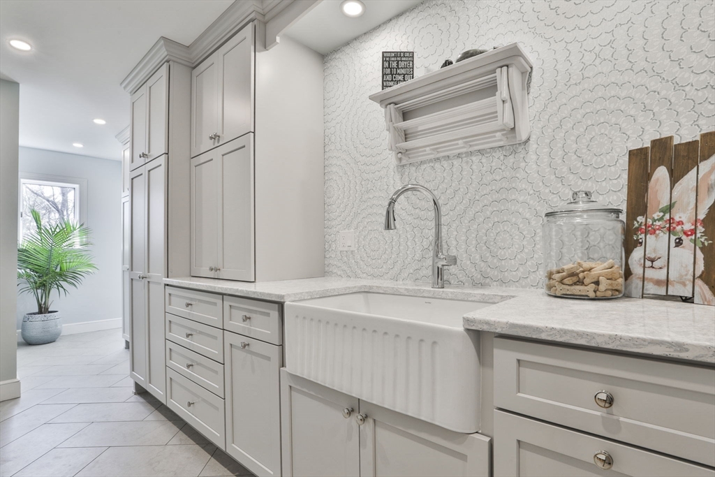 24 Long Hill Boxford, MA 01921 - Photo 20 of 42