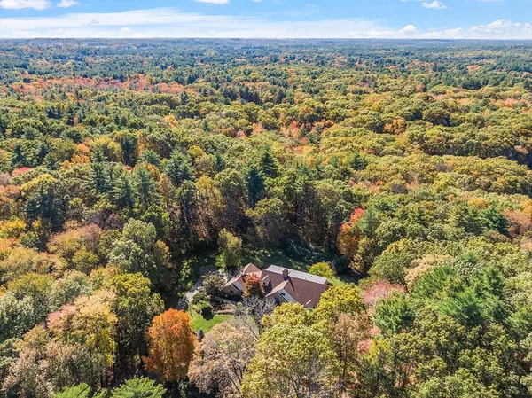 $1,789,000 | 24 Long Hill, Boxford, MA 01921