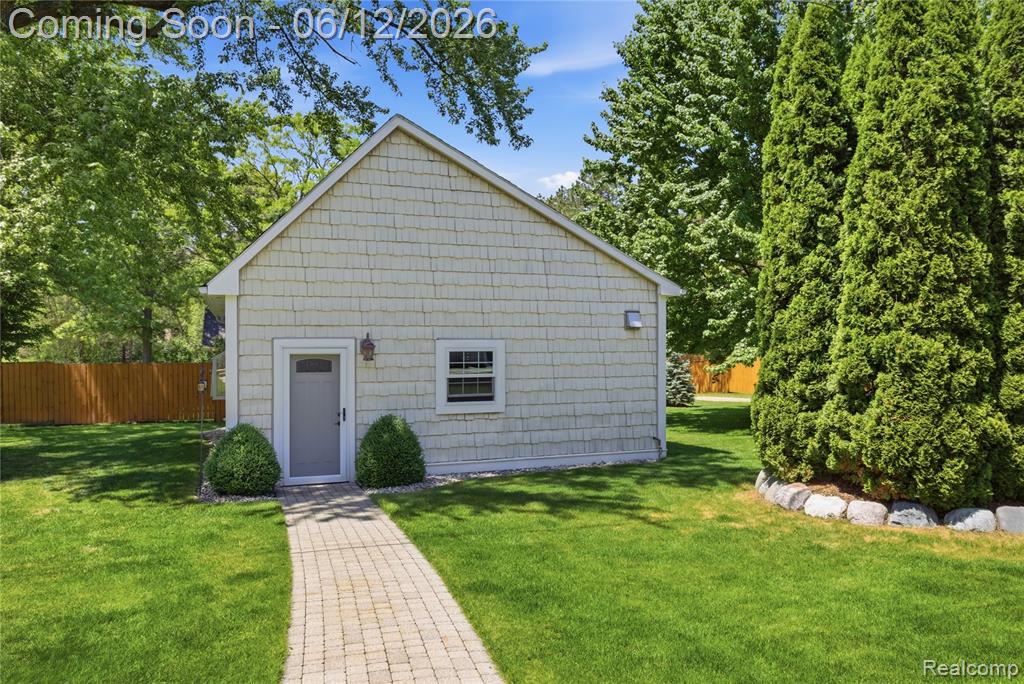 830 Hemingway Road Lake Orion, MI 48362 - Photo 60 of 70