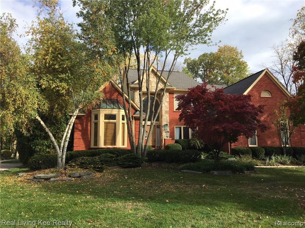 3656 Cedar Shake Drive Rochester, MI 48309 - Photo 1 of 35