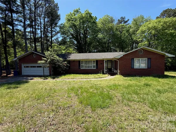 $275,000 | 714 Crestmont Drive Southeast, Concord, NC 28025
