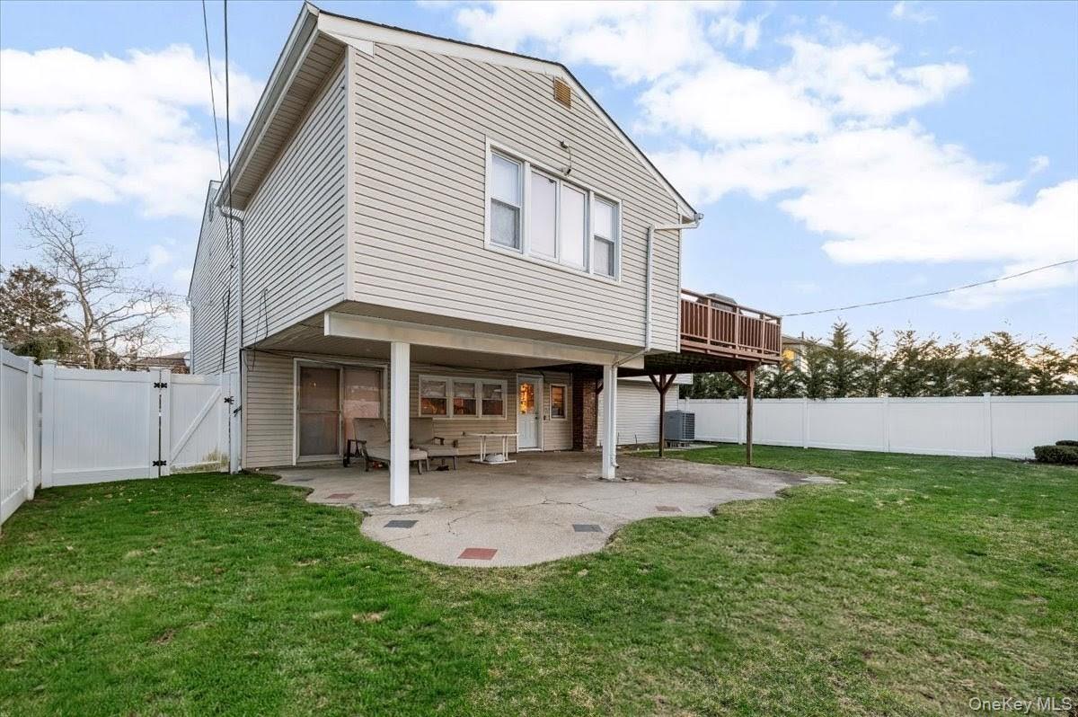 600 Hungry Harbor Road Valley Stream, NY 11581 - Photo 25 of 33